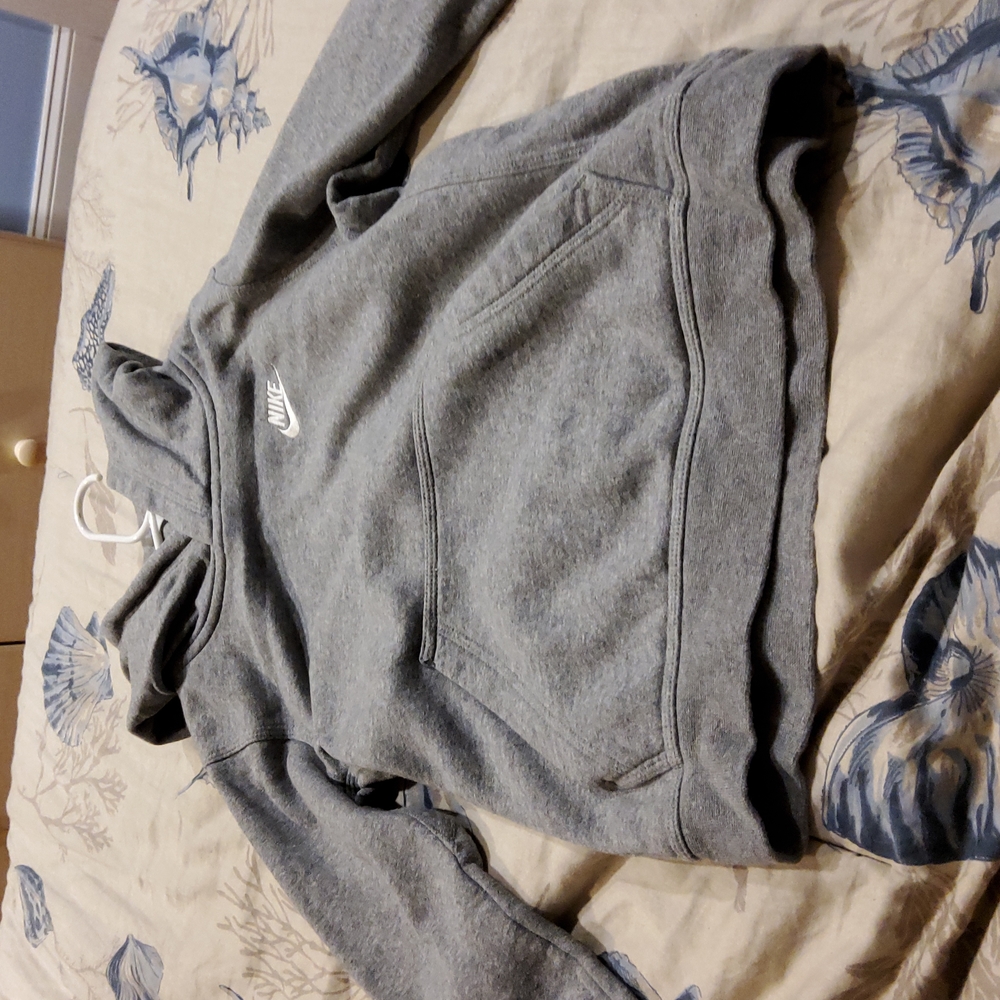 Boys Grey nike hoodie size small